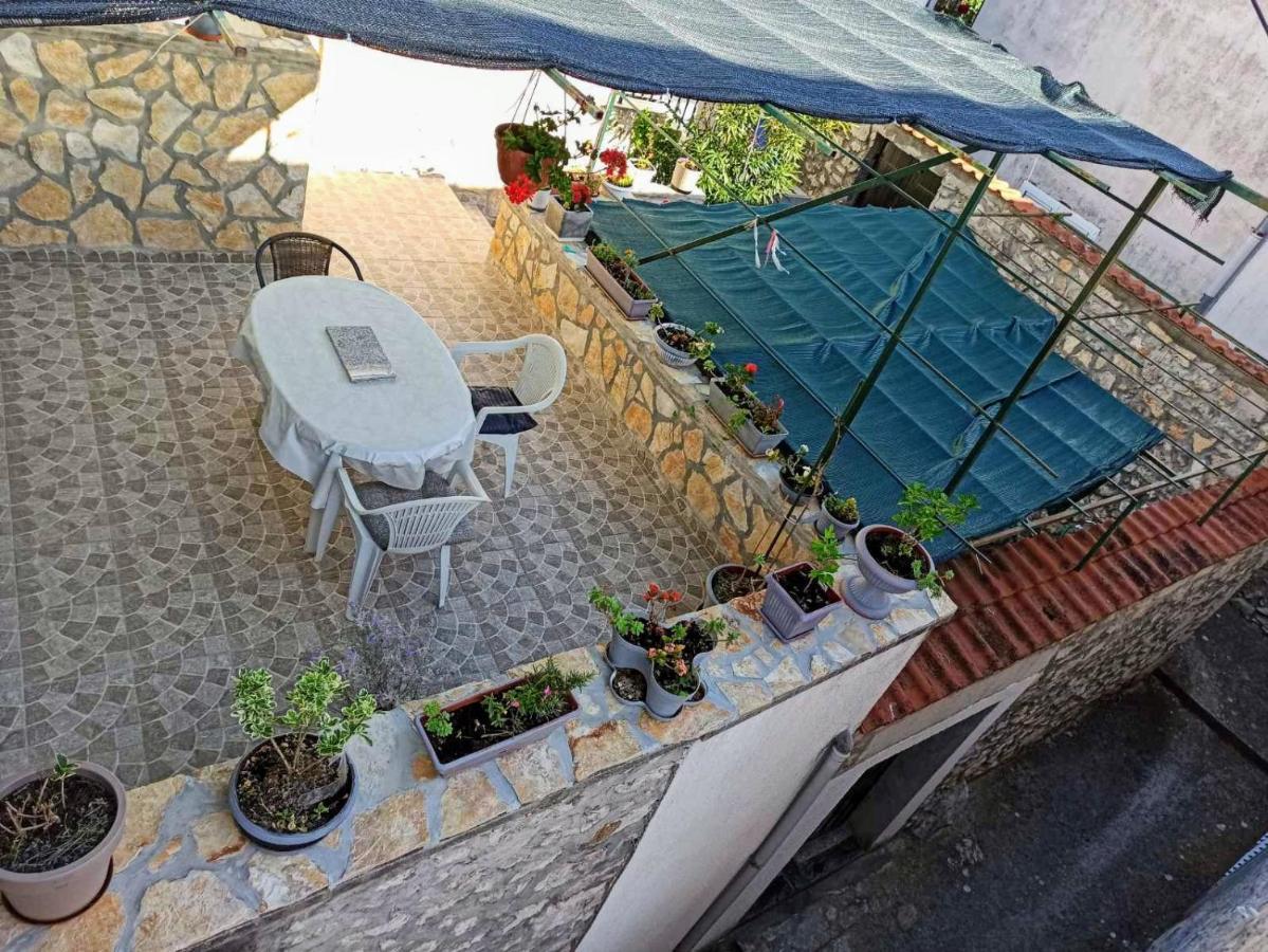 Apartment Baratula Murter Exterior photo